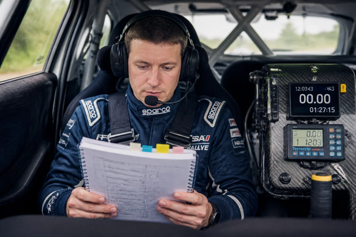 comment devenir copilote de rallye